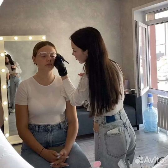 Оформление и окрашивание бровей