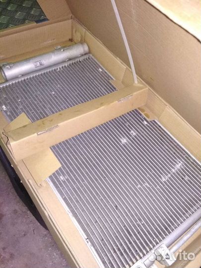 Радиатор кондиционера Гранта фл