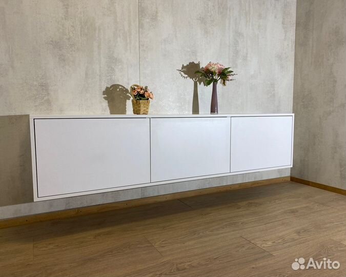 Тумба под тв белая подвесная