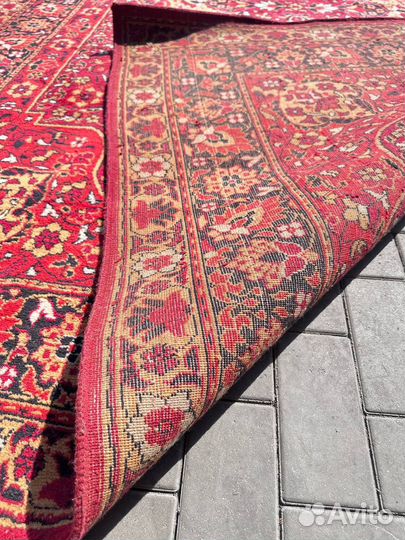 Ковер шерстяной