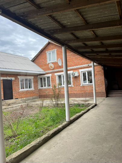 Дом 180 м² на участке 19 сот.