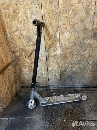 Трюковой самокат