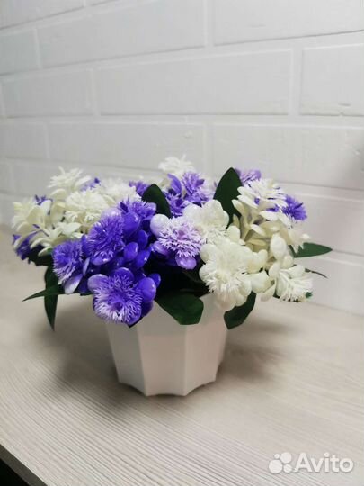 Искусственные декоративные цветы