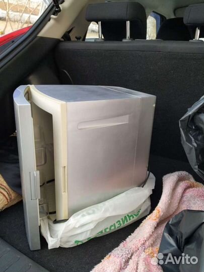 Холодильник для мед препаратов