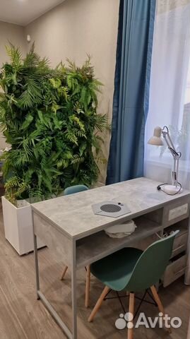 Аренда маникюрного стола для мастера маникюра