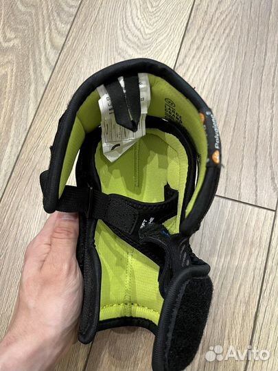 Налокотники хоккейные warrior alpha dxpro левый