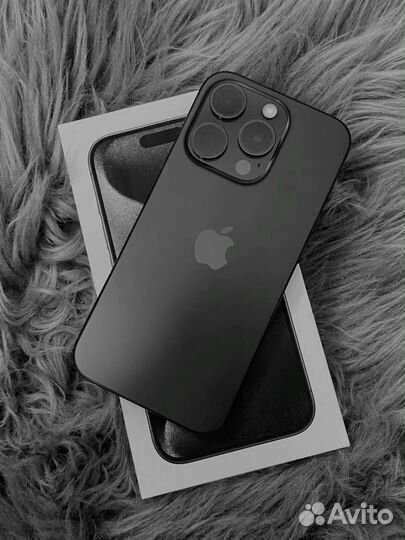 iPhone 15 Pro, 256 ГБ
