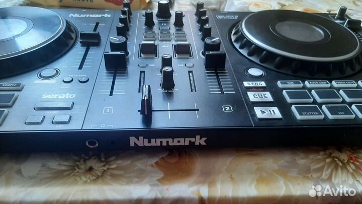 Dj контролер Numark Mixtrack Platinum Fx,аренда
