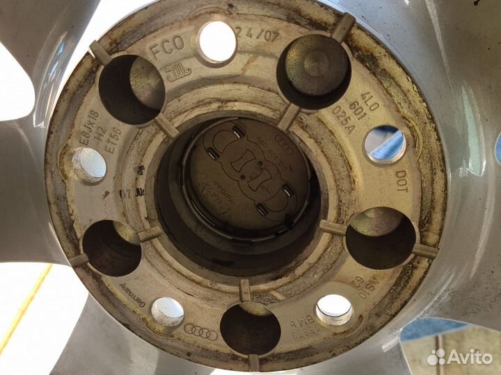 Continental Contact UHP 255/55 R18 Y