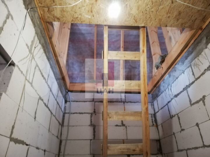 Дом 170 м² на участке 8,3 сот.