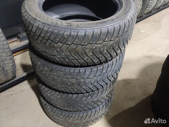 Yokohama Ice Guard IG65 245/50 R18 104T