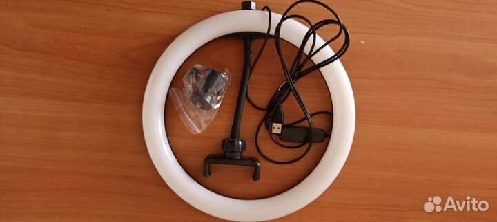 Кольцевая лампа со штативом 26см