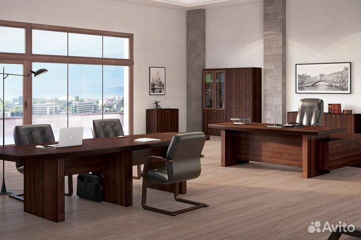 Стол для переговоров Capital