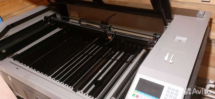 Лазерный станок с чпу 9060