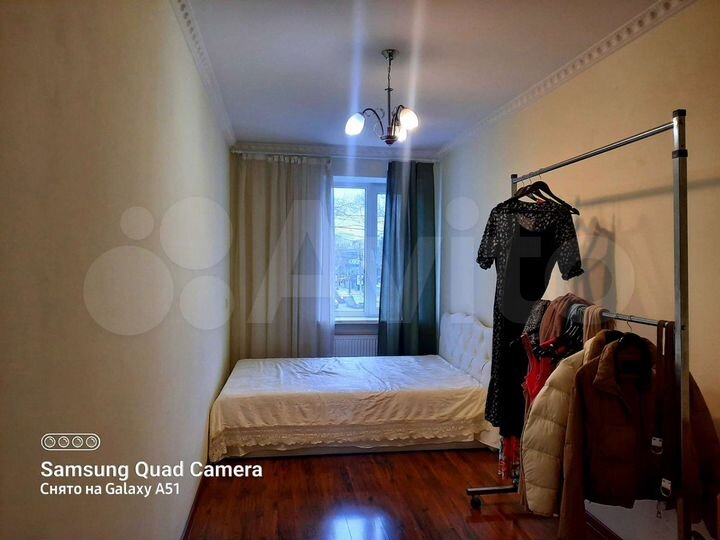 2-к. квартира, 42 м², 2/4 эт.