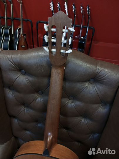 Классическая гитара Flight новая 4/4