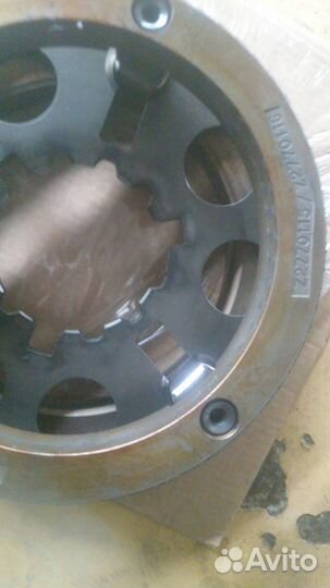 Запчасть на коробку eaton