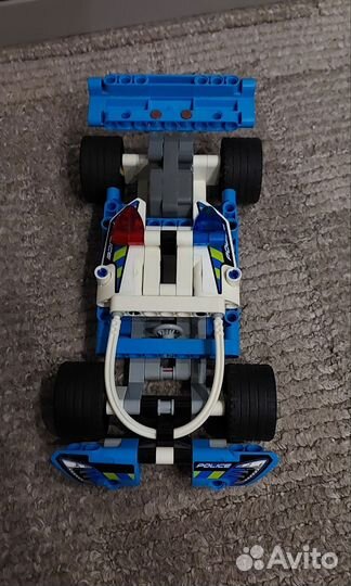 Лего техник 42091 полицейская машина