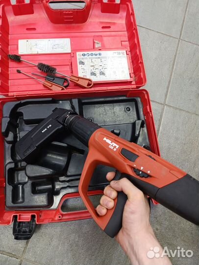 Монтажный пороховой пистолет hilti Dx 5