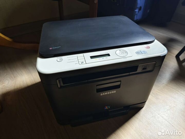 Принтер мфу цветной Samsung CLX-3185W с Wi-Fi