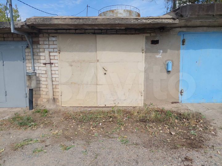 Гараж, > 30 м²