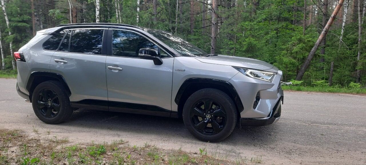 Toyota RAV4: фото владельца