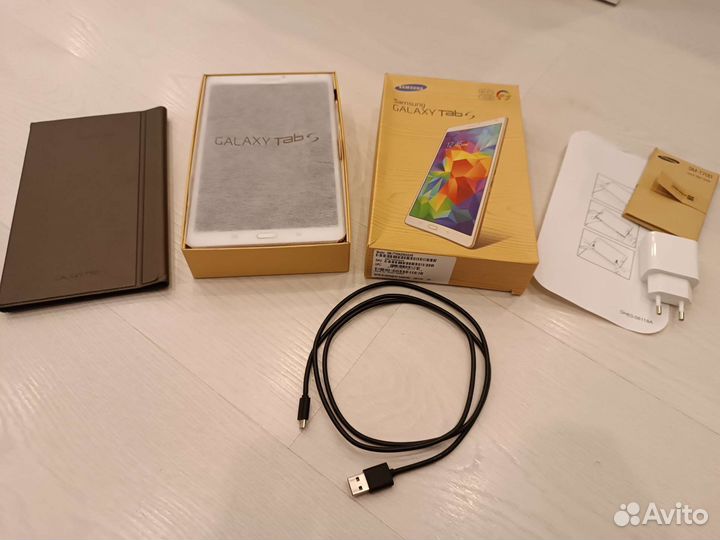 Планшет Samsung Galaxy Tab S 8.4