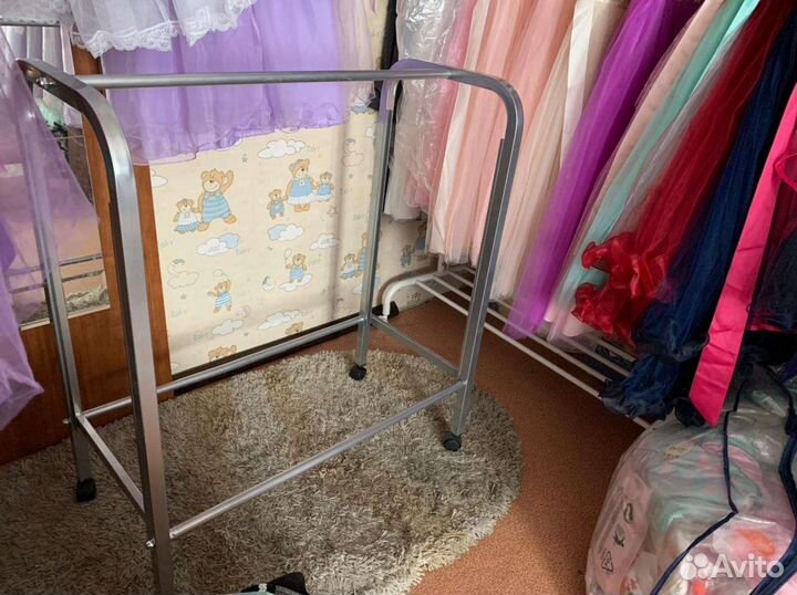 Вешалка стойка штанга для одежды