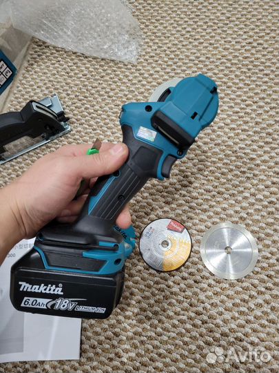 Мини болгарка makita dmc300