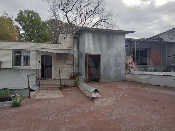 Продаётся база (Склады+офис 832.6 м²) +земля 4560м