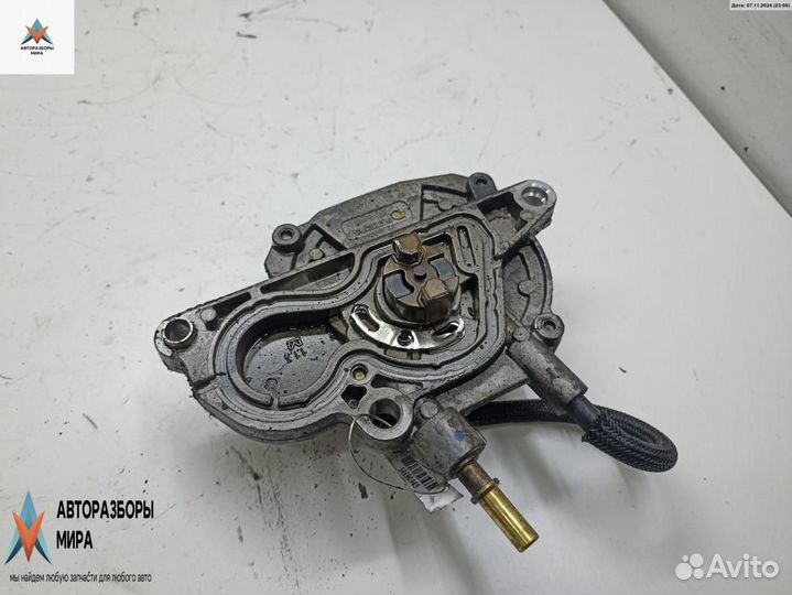 Насос вакуумный Opel Astra J рест. 2011 8981154390