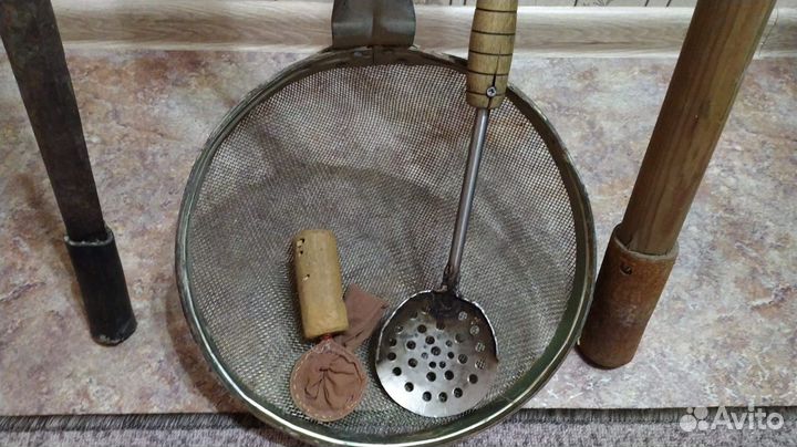 Зимние рыболовные снасти