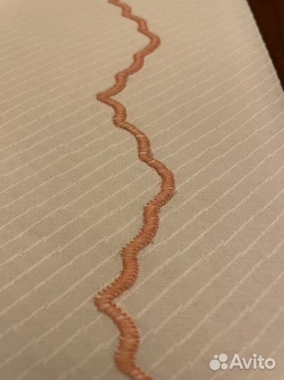 Комплект наволочек 70*70 вышивка/жаккард