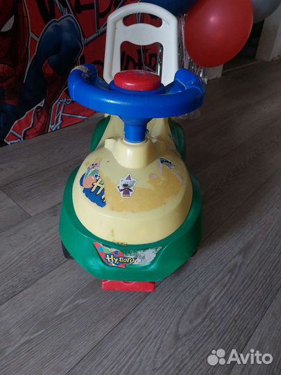 Машинка-каталка