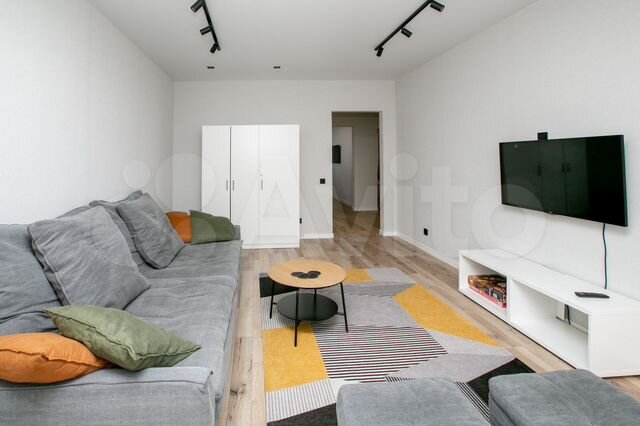 2-к. квартира, 58 м², 8/8 эт.