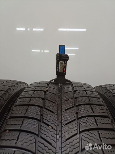 Michelin X-Ice 3 215/55 R17