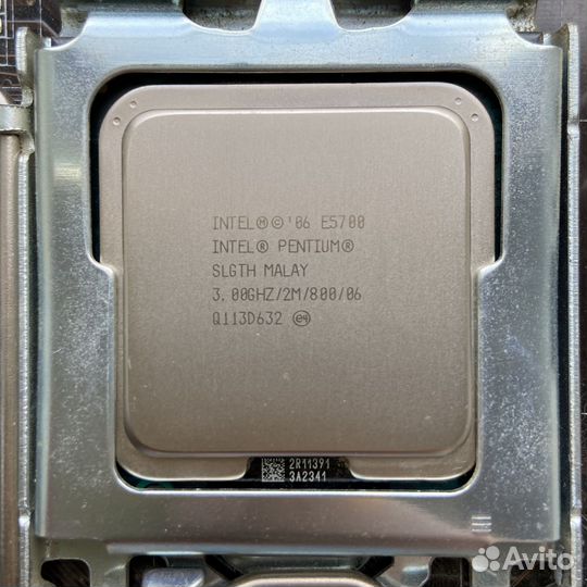 Процессор Intel E5700 LGA 775