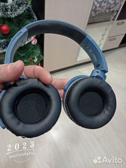 Беспроводные наушники накладные