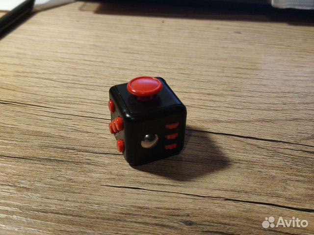 Игрушечный куб. Игрушка антистресс. Цвет: