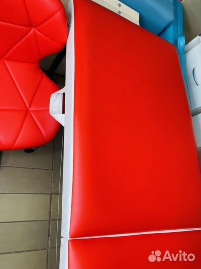 Массажный стол складной с вырезом