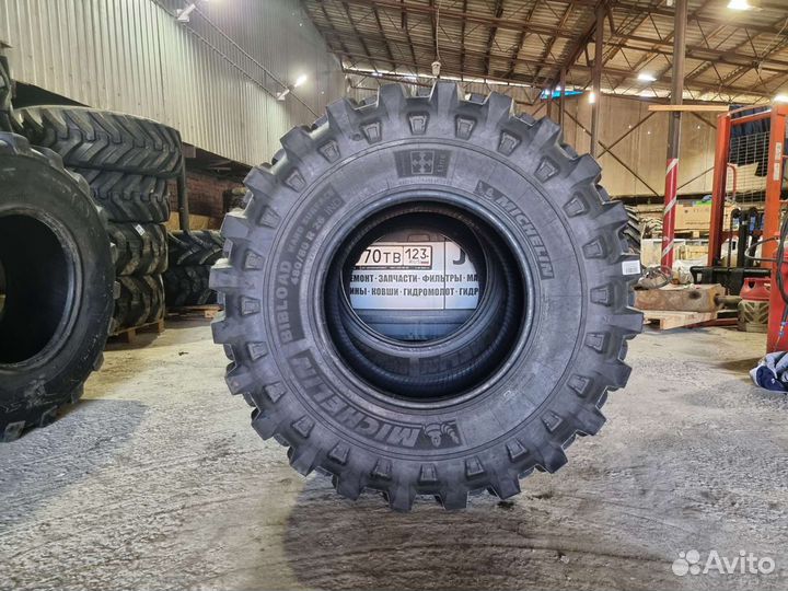 Petlas Full Attack 12.5 R20 и 18.4 R26