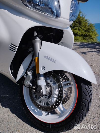 Suzuki SkyWave AN 650 LX