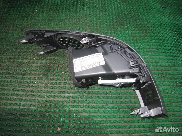 Дефлектор торпедо правый Honda CR-V 3 (RE) 2007