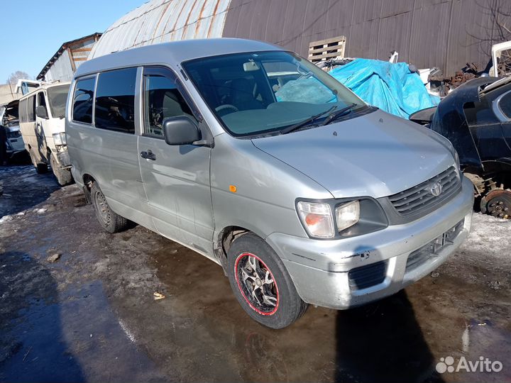 Авто в разбор на запчасти Toyota Lite Ace Noah