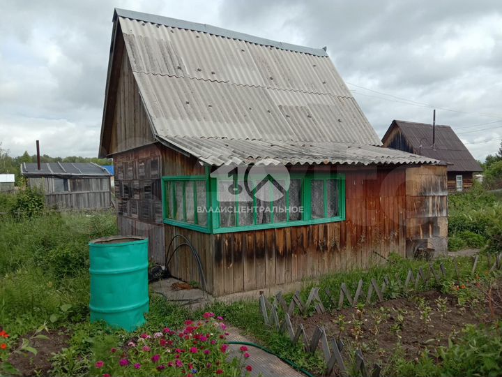 Дача 40 м² на участке 6,5 сот.