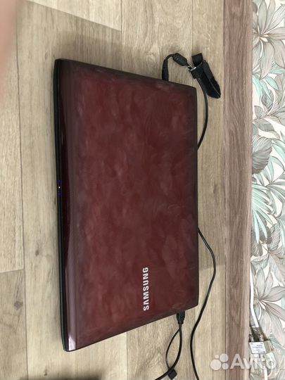 Ноутбук Samsung 17дюйм Core i7 8ядер/6GB озу/1 Tb