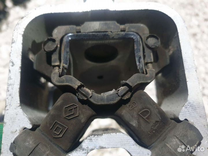 Опора Renault Рено Логан