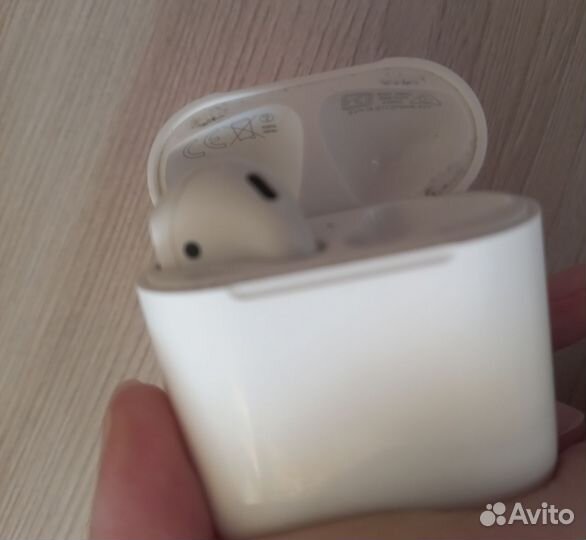 Беспроводные наушники apple airpods 2