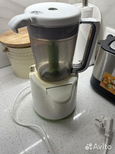 Продаю пароварку детскую авент