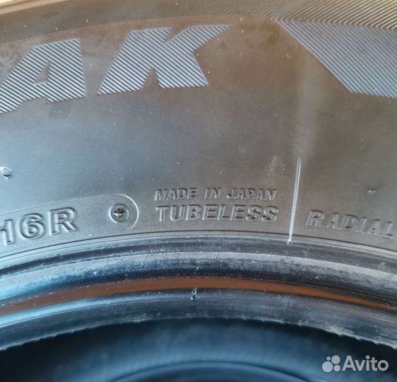 Bridgestone Blizzak DM-V2 285/60 R18